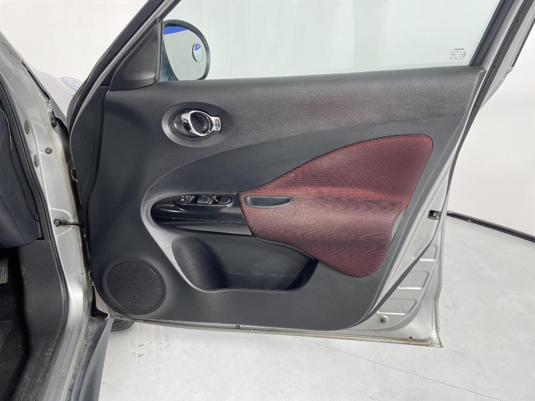 Photo '15' of Nissan Juke Photo '15' of Nissan Juke