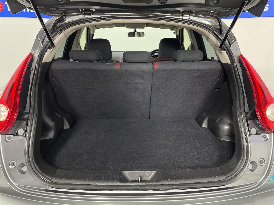 Photo '14' of Nissan Juke Photo '14' of Nissan Juke