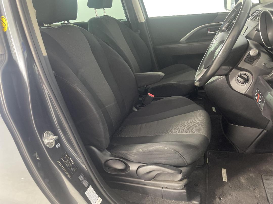 Photo '16' of Nissan Lafesta