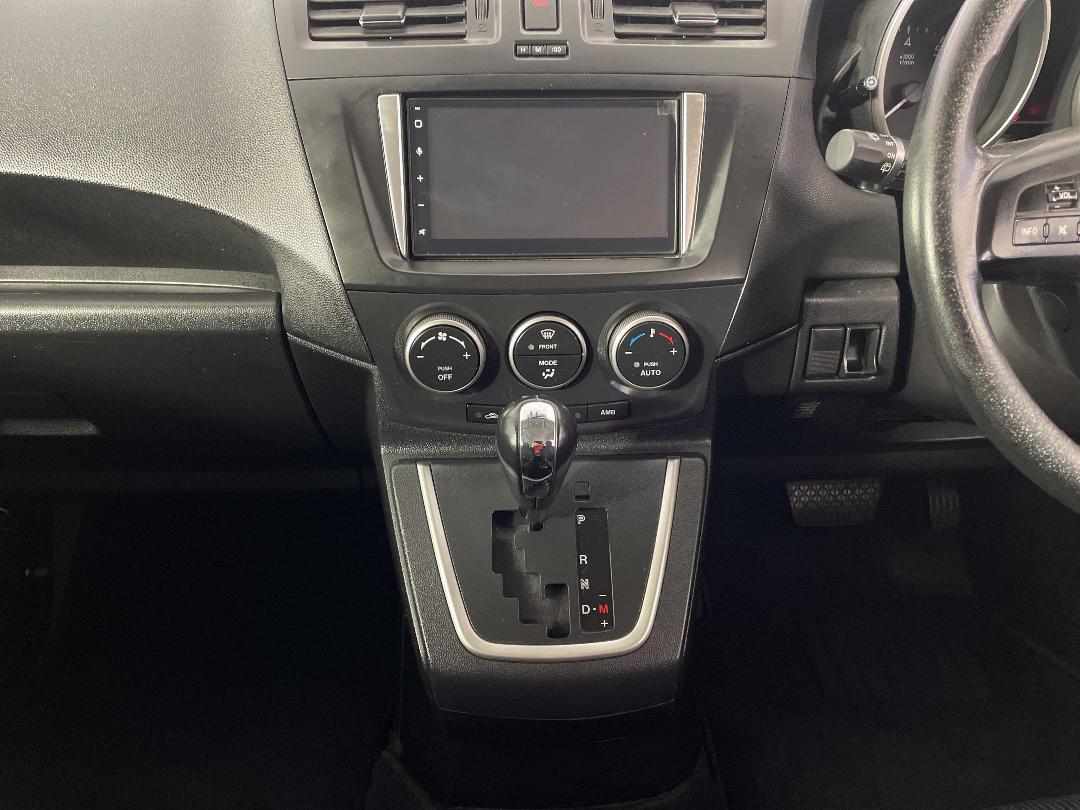 Photo '18' of Nissan Lafesta