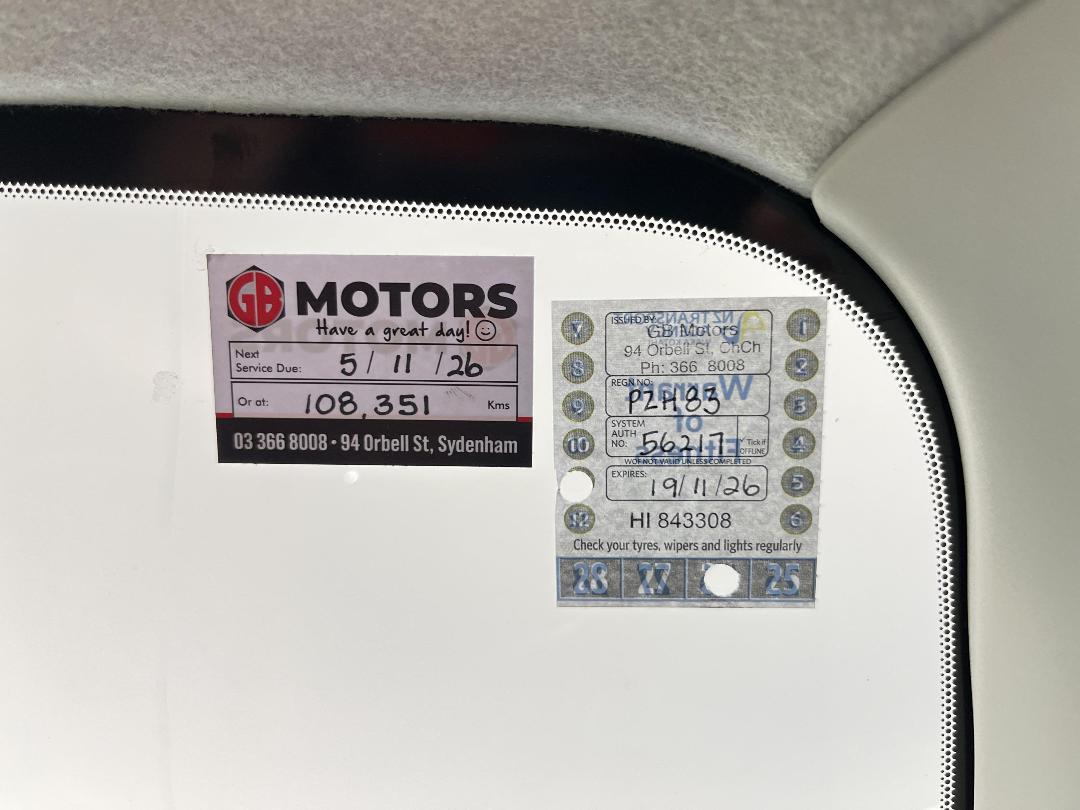 Photo '32' of Nissan Lafesta Photo '32' of Nissan Lafesta