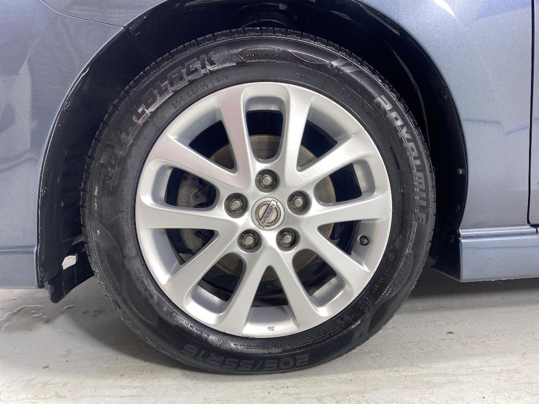 Photo '10' of Nissan Lafesta