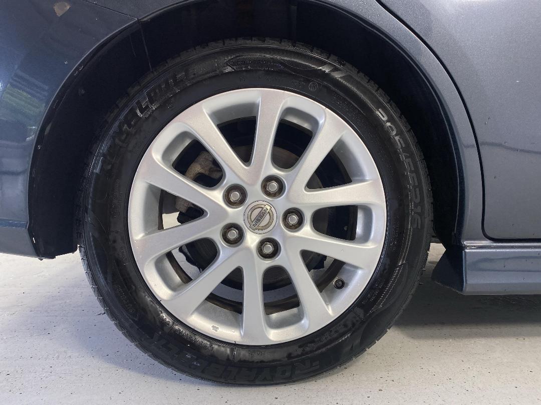 Photo '12' of Nissan Lafesta