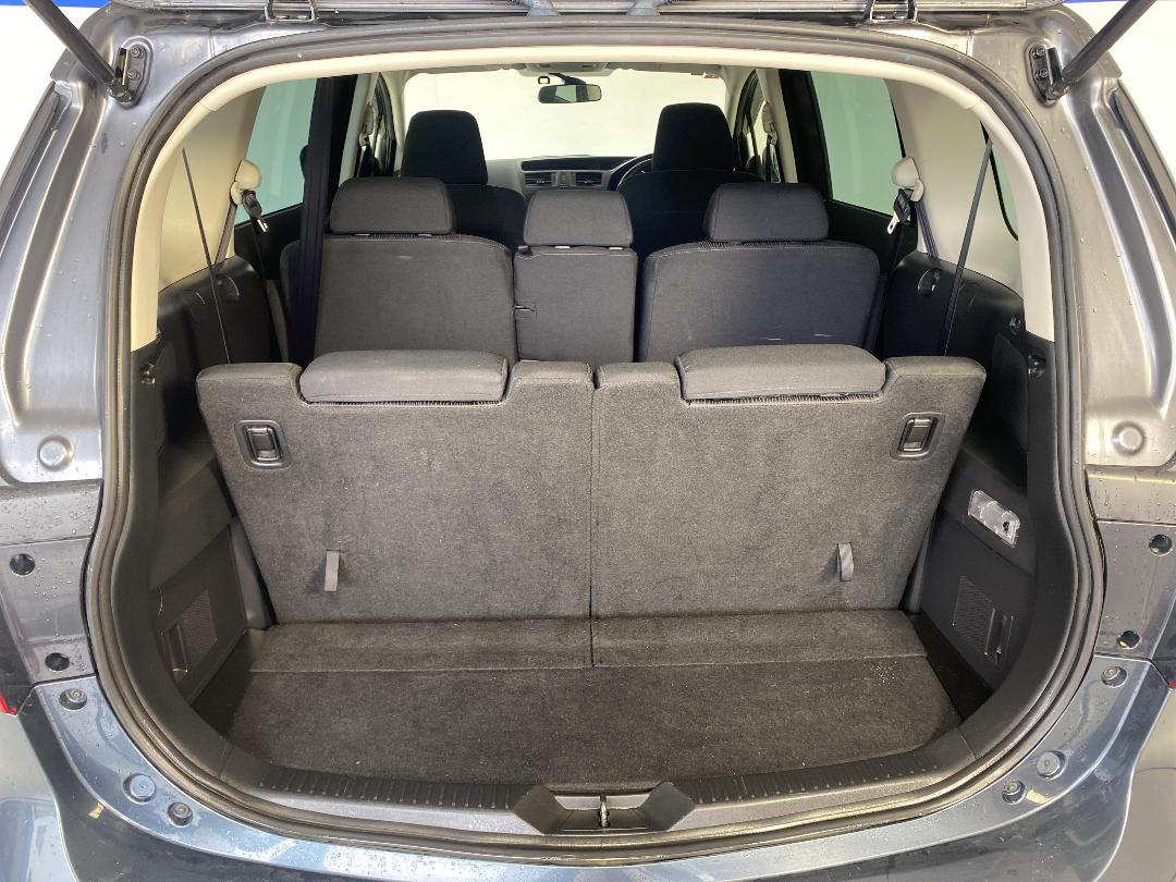 Photo '14' of Nissan Lafesta