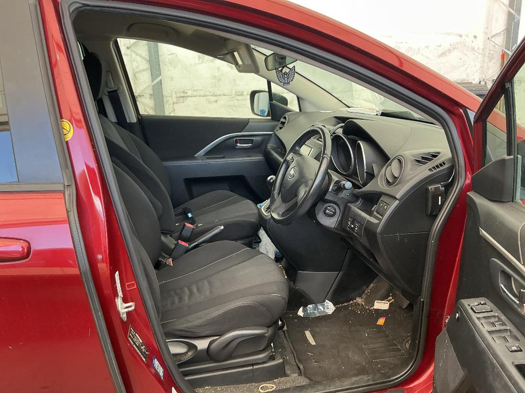 Photo '18' of Nissan Lafesta Photo '18' of Nissan Lafesta