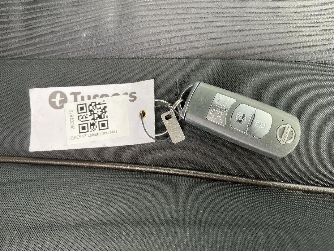 Photo '23' of Nissan Lafesta Photo '23' of Nissan Lafesta