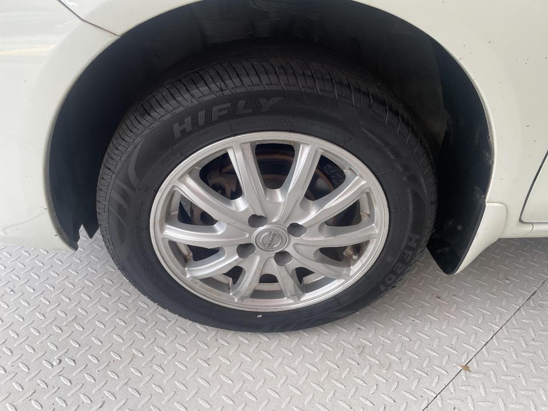 Photo '10' of Nissan Latio Photo '10' of Nissan Latio