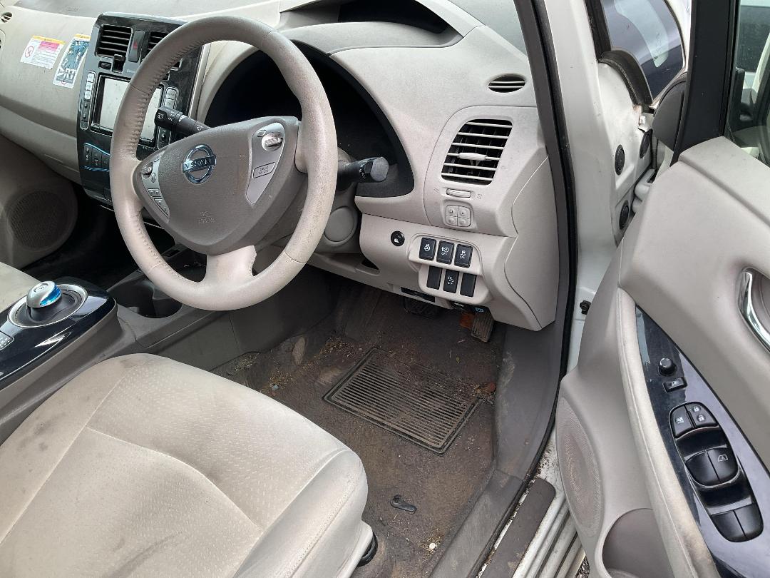 Photo '6' of Nissan Leaf