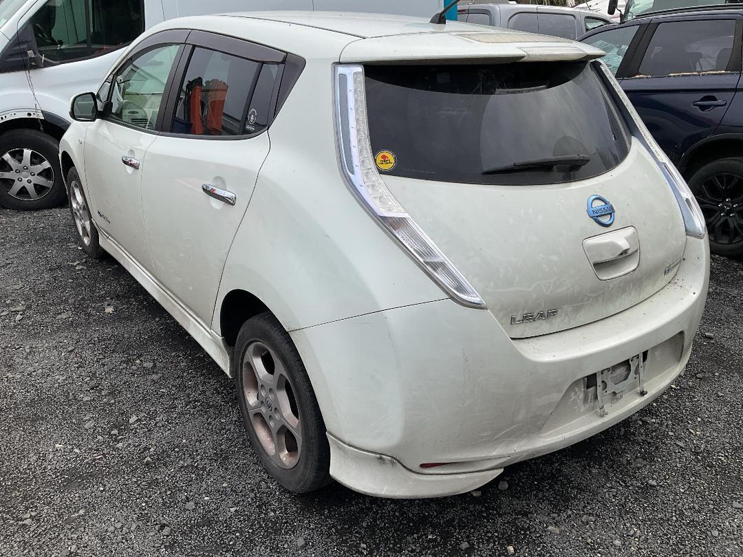 Photo '4' of Nissan Leaf