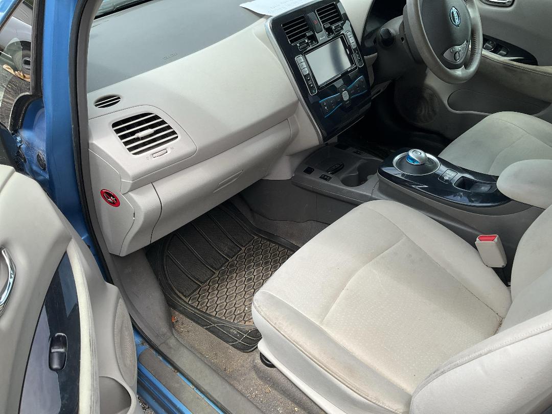 Photo '13' of Nissan Leaf