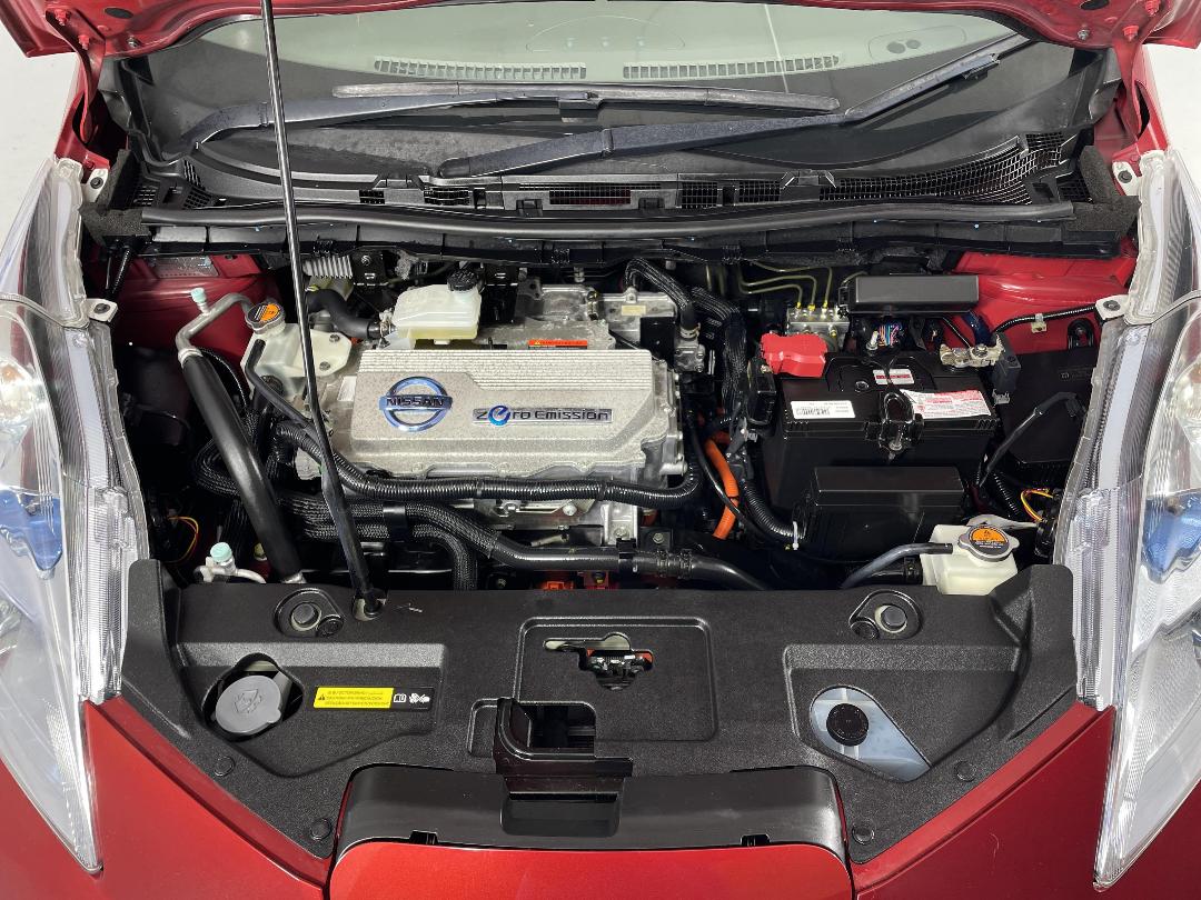 Photo '13' of Nissan Leaf