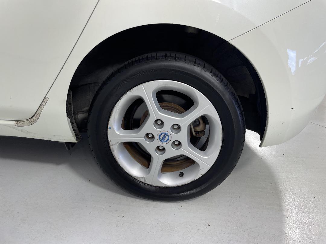 Photo '9' of Nissan Leaf Zero Emission