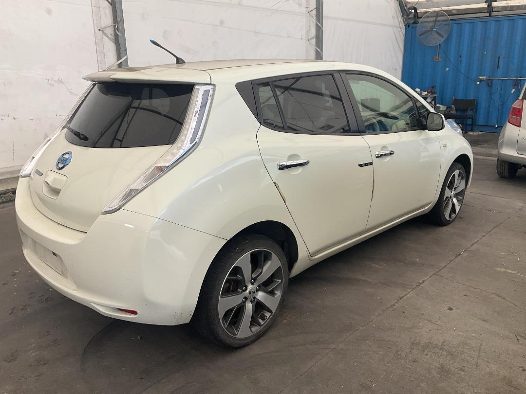 Photo '6' of Nissan Leaf