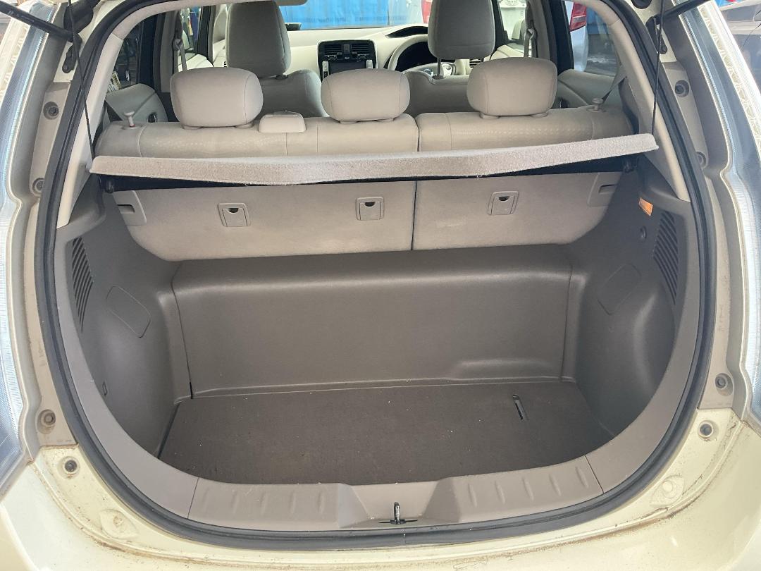 Photo '7' of Nissan Leaf