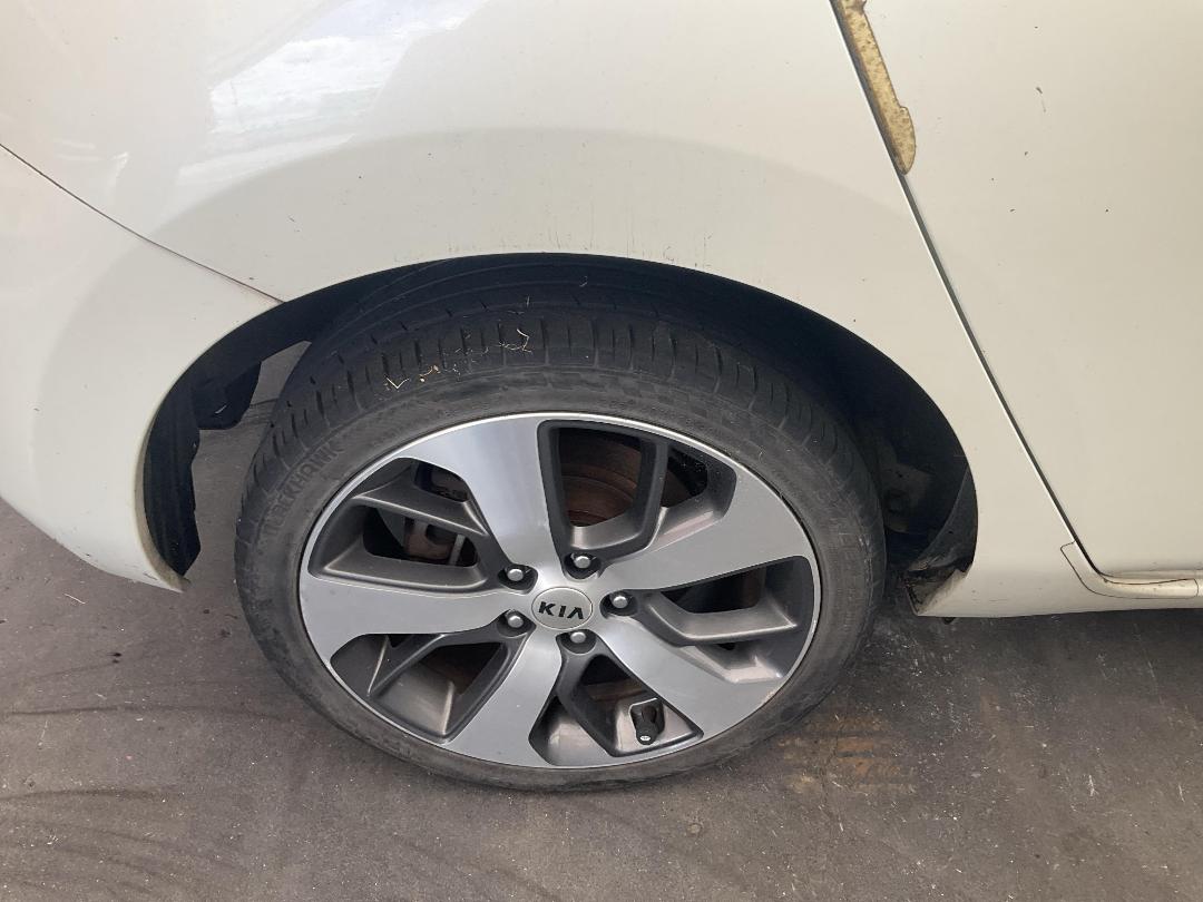 Photo '18' of Nissan Leaf