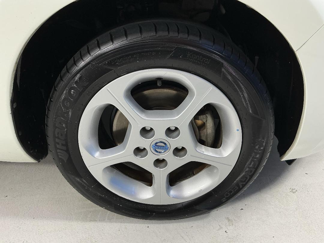 Photo '9' of Nissan Leaf