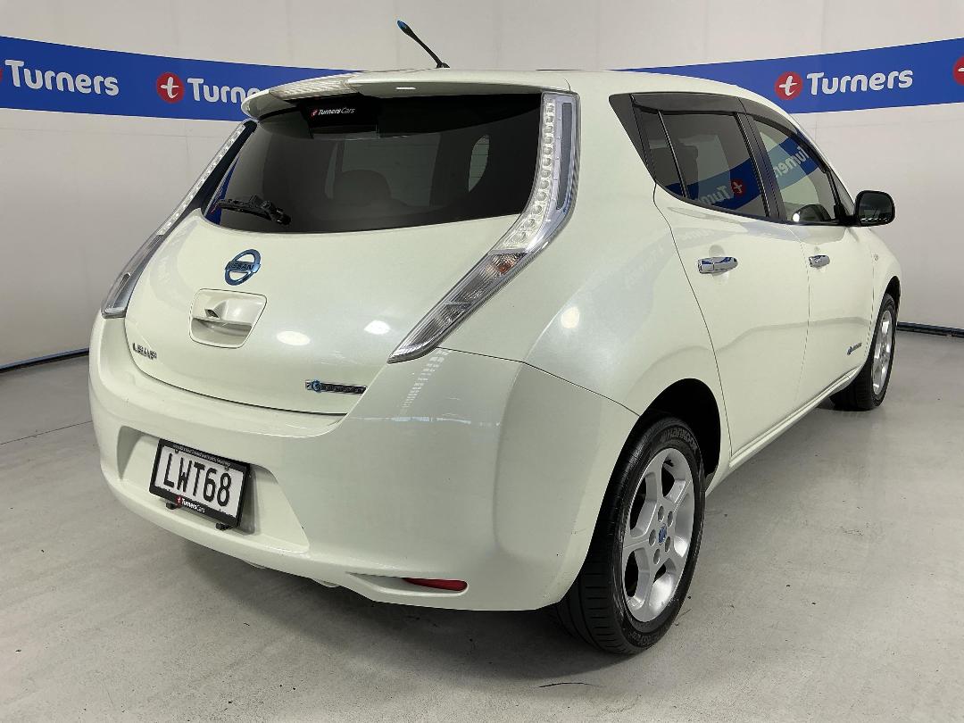Photo '7' of Nissan Leaf