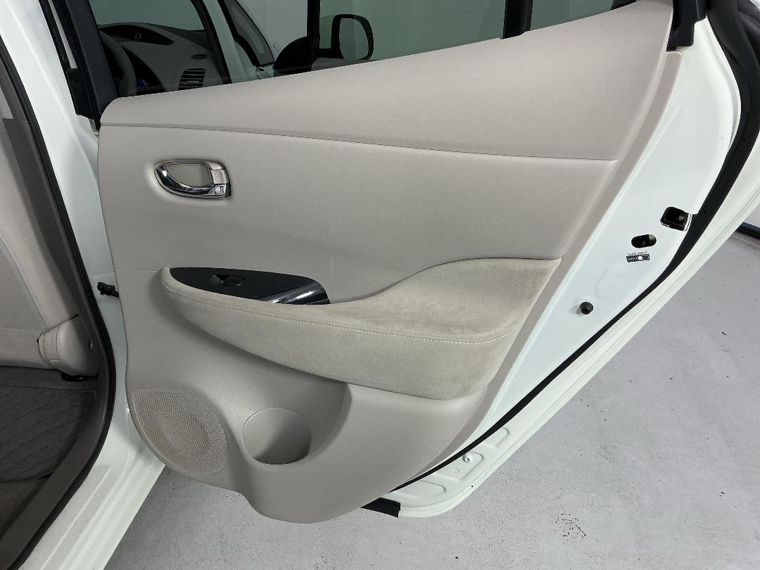 Photo '19' of Nissan Leaf