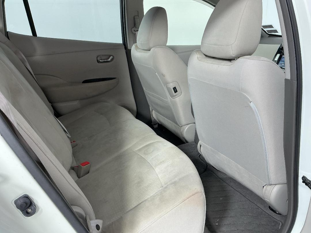 Photo '20' of Nissan Leaf