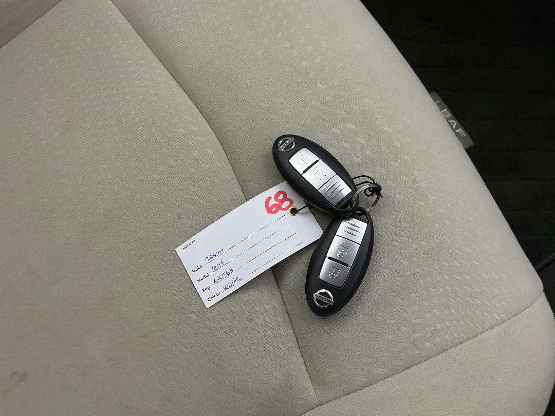 Photo '22' of Nissan Leaf