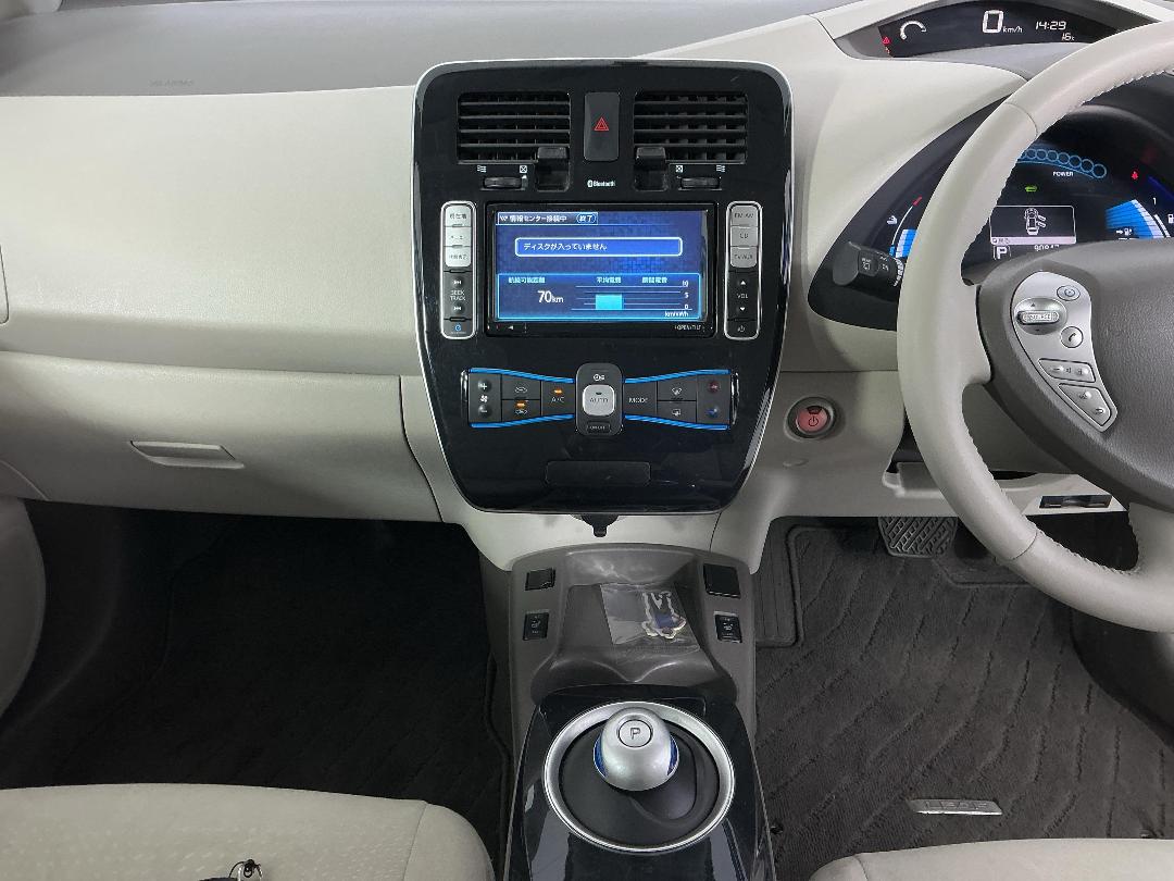 Photo '18' of Nissan Leaf