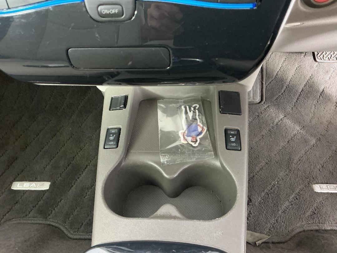 Photo '23' of Nissan Leaf