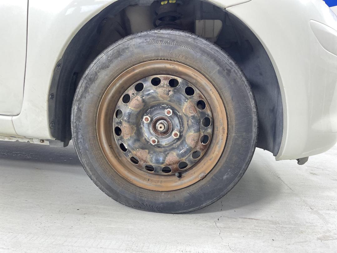 Photo '9' of Nissan March