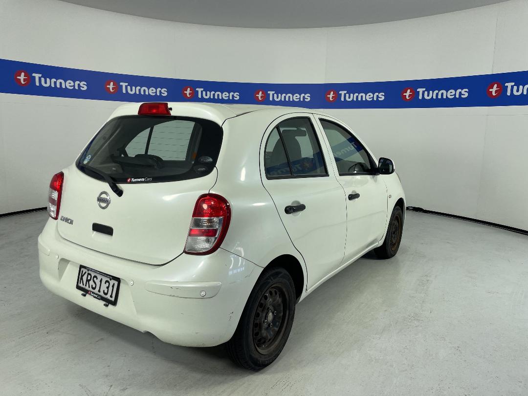 Photo '7' of Nissan March