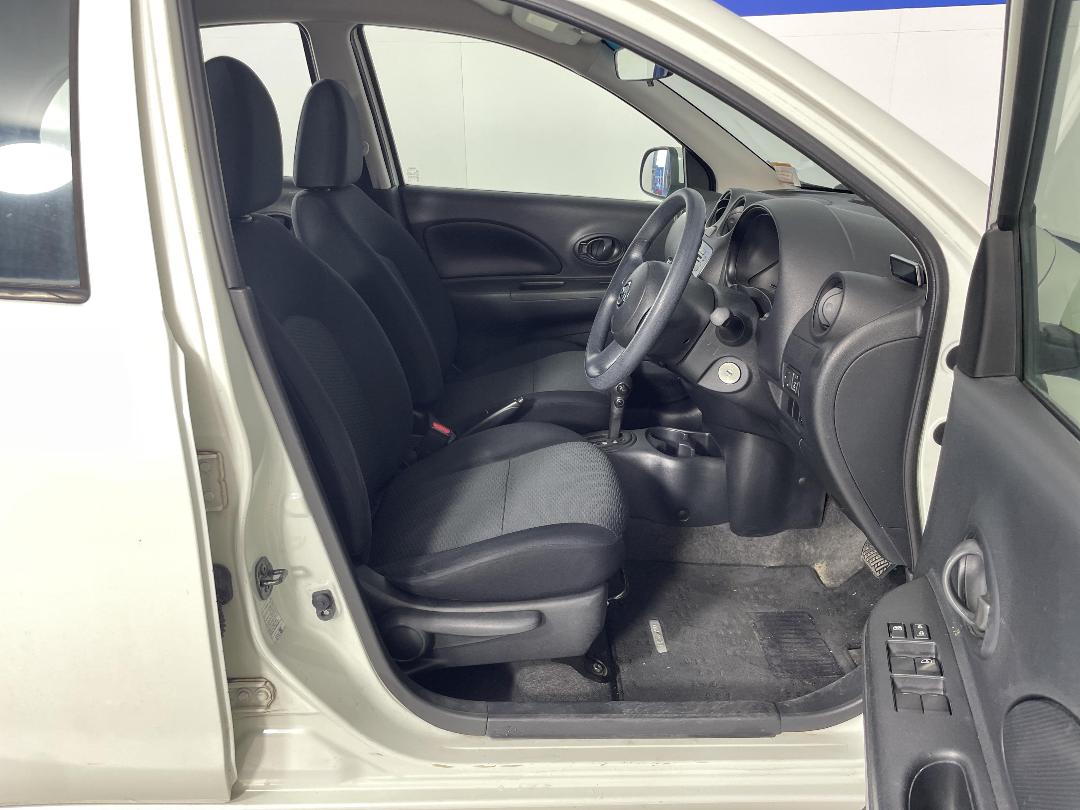 Photo '16' of Nissan March