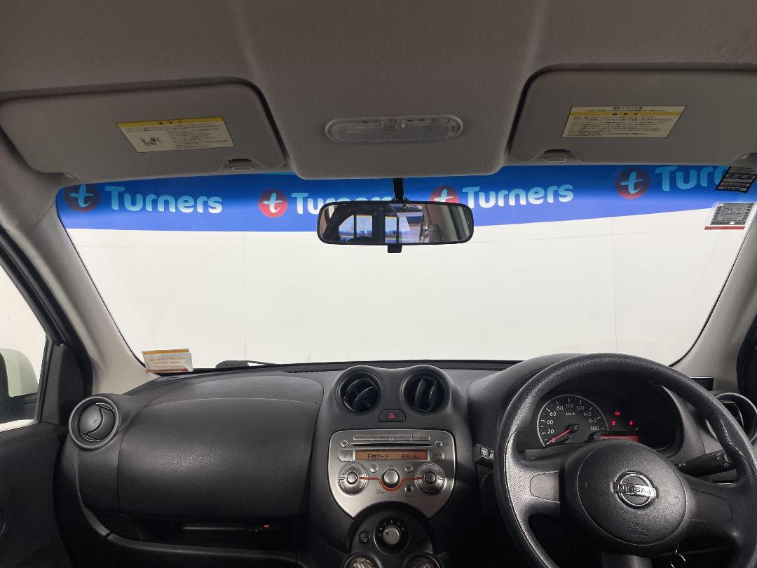 Photo '17' of Nissan March