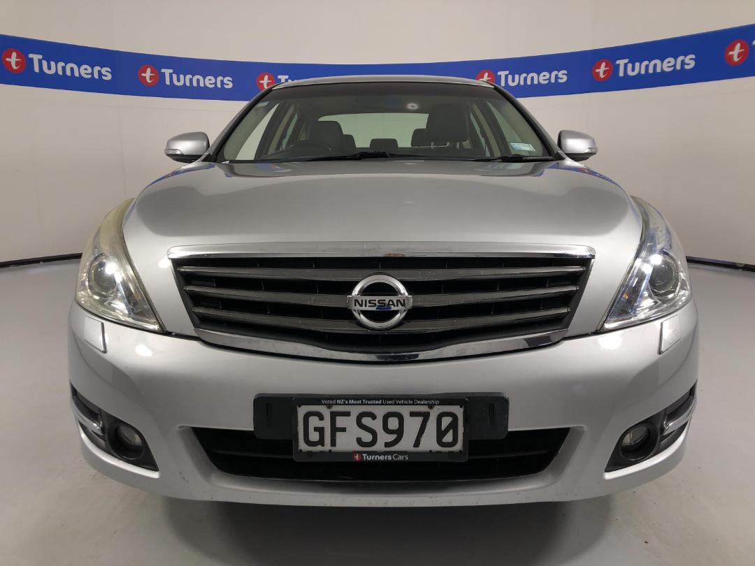 Photo '2' of Nissan Maxima Photo '2' of Nissan Maxima