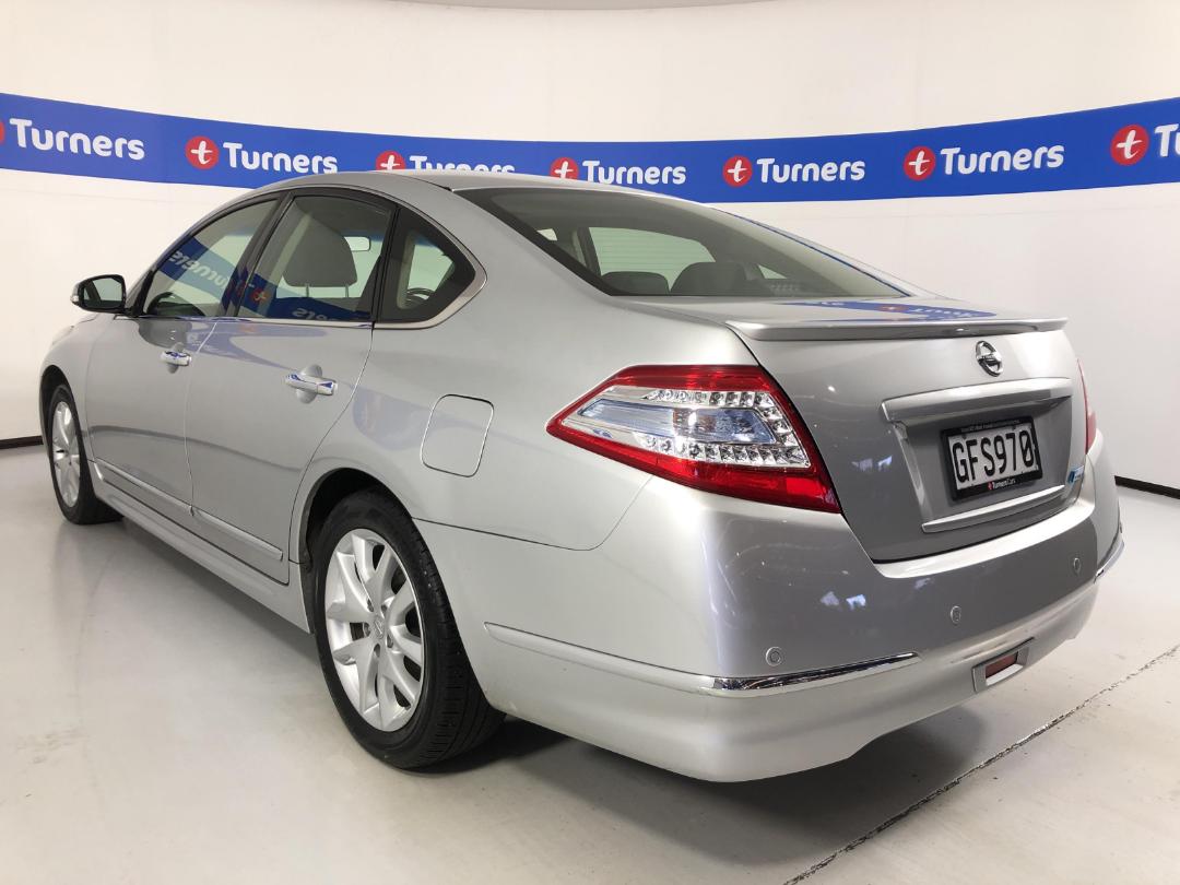 Photo '5' of Nissan Maxima Photo '5' of Nissan Maxima