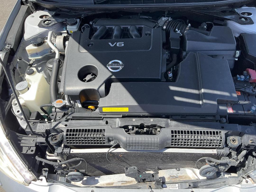 Photo '10' of Nissan Maxima 350L