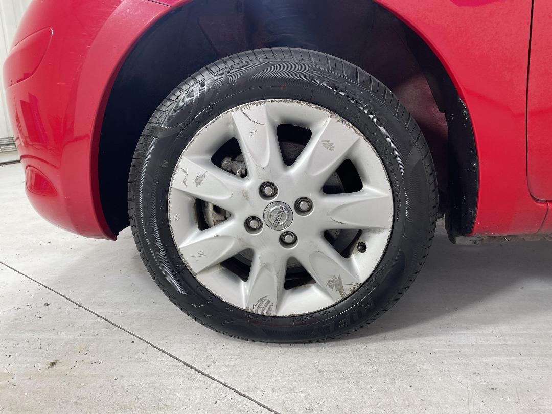 Photo '10' of Nissan Micra