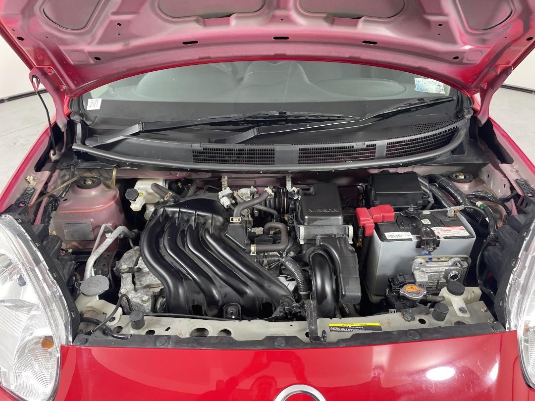 Photo '13' of Nissan Micra