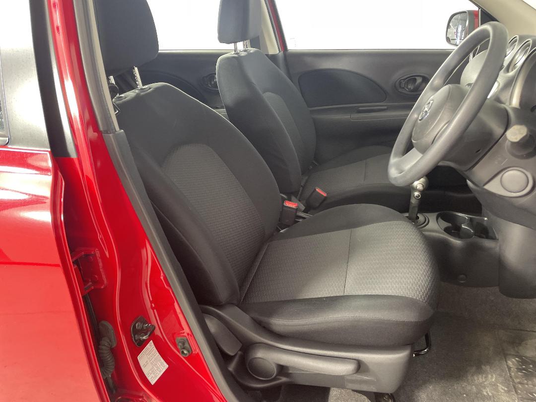 Photo '16' of Nissan Micra