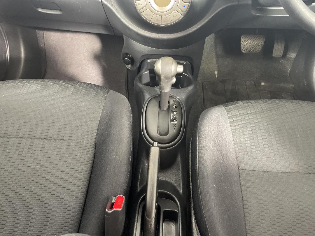 Photo '18' of Nissan Micra