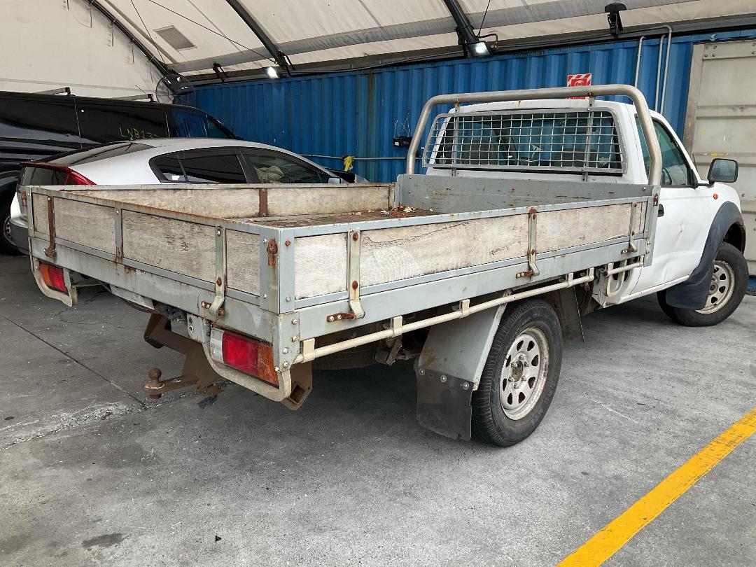 Photo '4' of Nissan Navara DX S/C