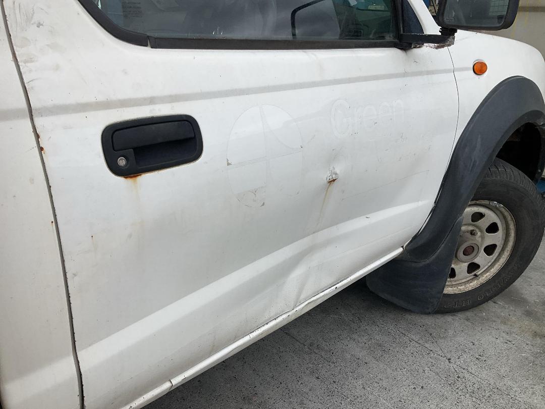 Photo '5' of Nissan Navara DX S/C