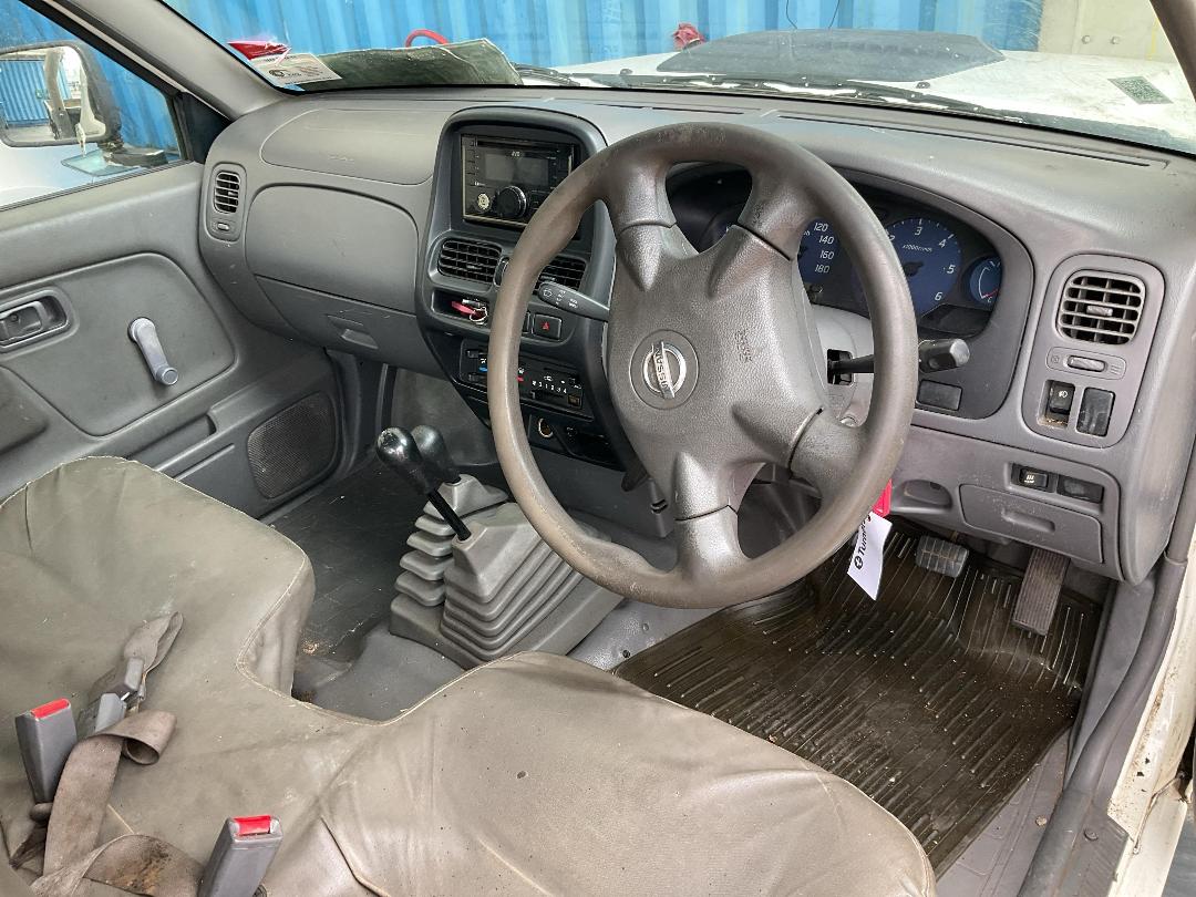 Photo '15' of Nissan Navara DX S/C