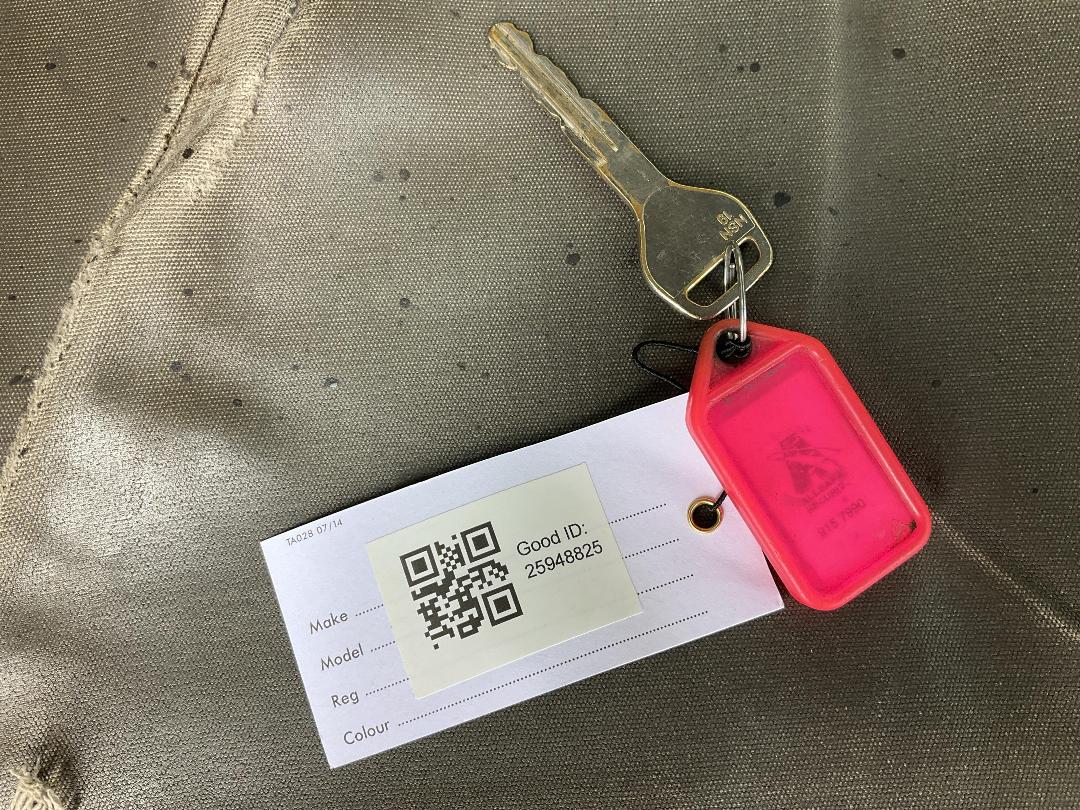 Photo '24' of Nissan Navara DX S/C