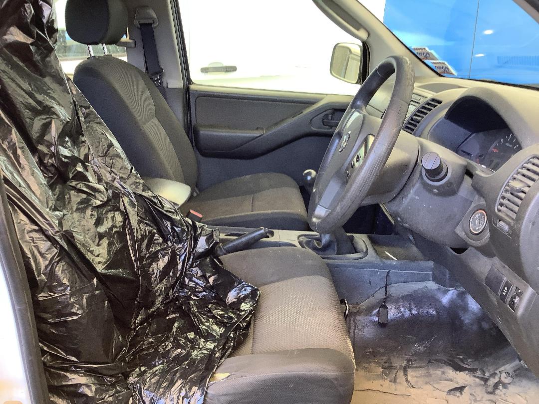 Photo '11' of Nissan Navara D/C RX