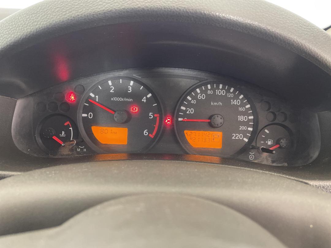 Photo '21' of Nissan Navara