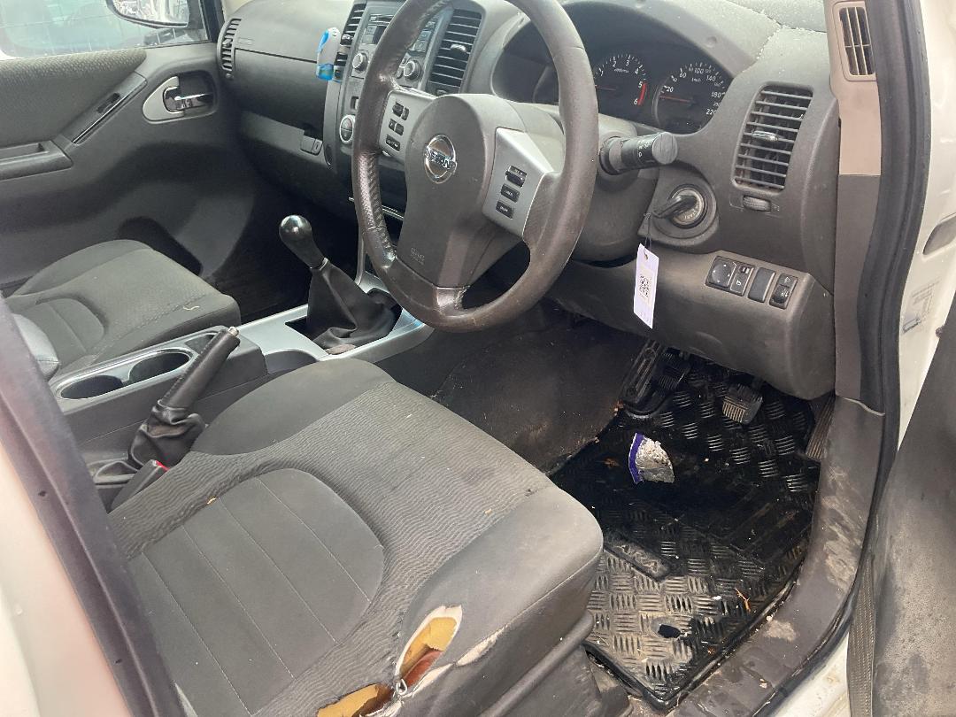 Photo '9' of Nissan Navara D/C ST-X Photo '9' of Nissan Navara D/C ST-X