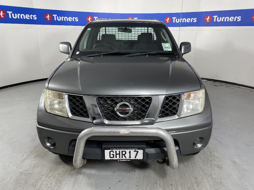 Photo '2' of Nissan Navara