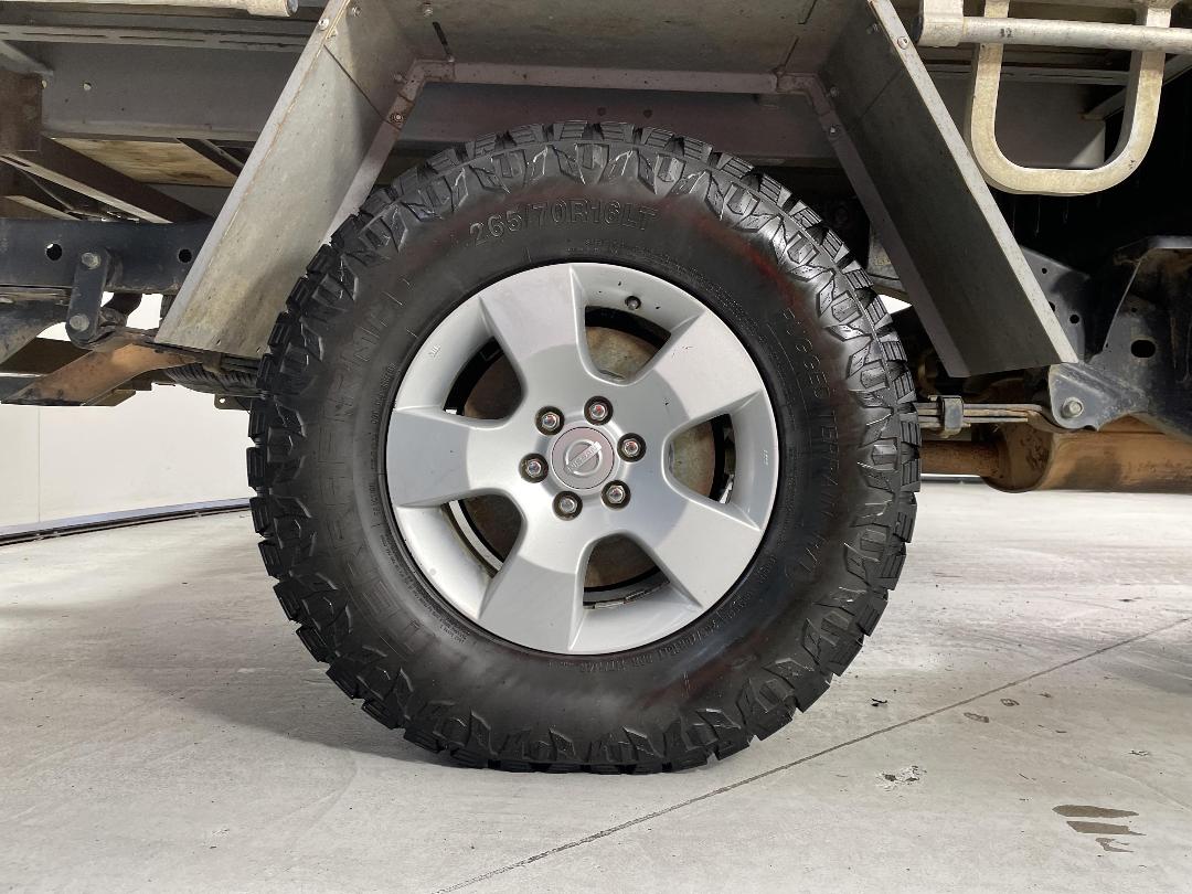 Photo '12' of Nissan Navara