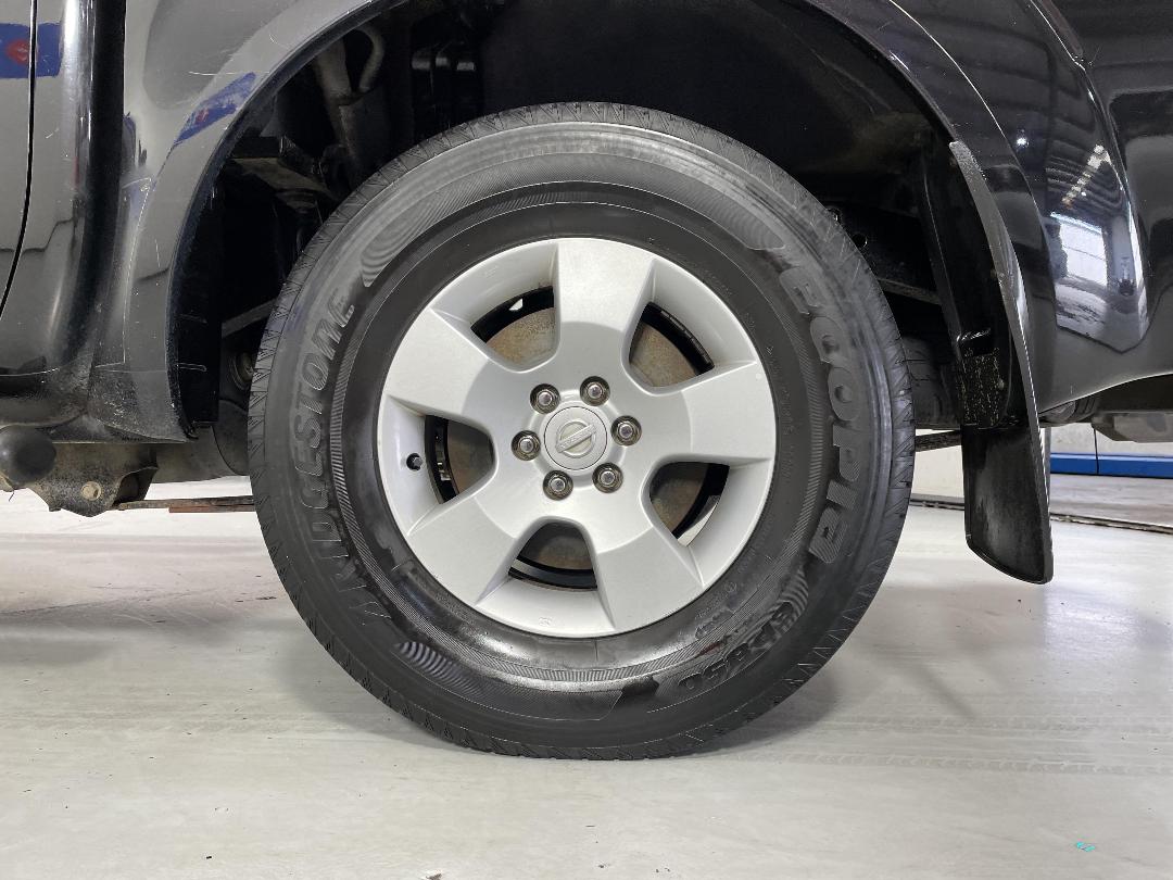 Photo '11' of Nissan Navara