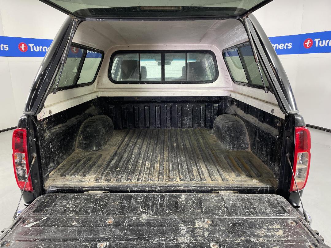 Photo '14' of Nissan Navara