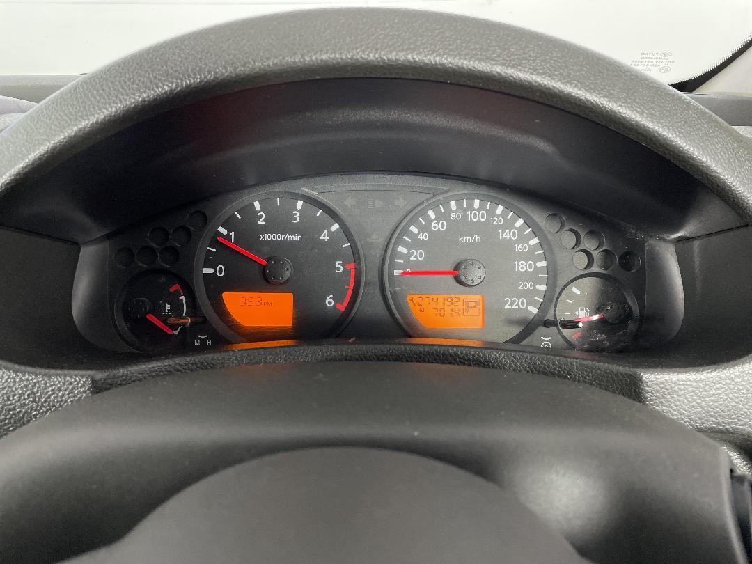 Photo '21' of Nissan Navara