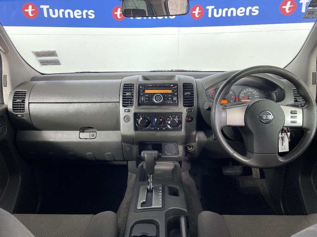 Photo '17' of Nissan Navara